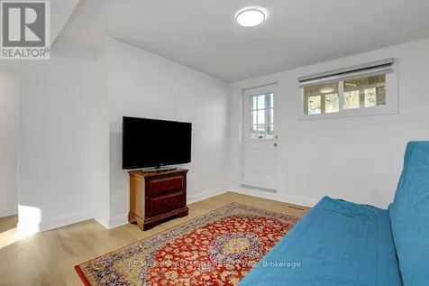31 Bellfield Street Ottawa ON K2B 6K7