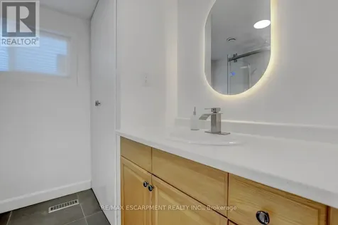 31 Bellfield Street Ottawa ON K2B 6K7