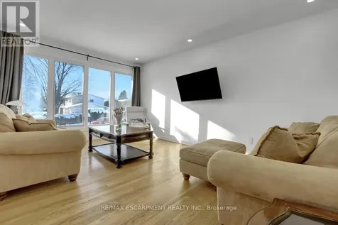 31 Bellfield Street Ottawa ON K2B 6K7