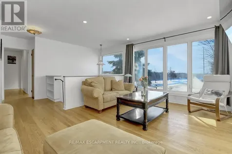 31 Bellfield Street Ottawa ON K2B 6K7