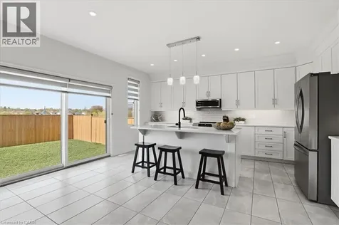 10 Gourlay Farm Lane Ayr ON N0B 1E0