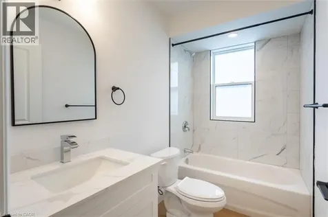 115 Catharine Street North Hamilton ON L8R 1J5