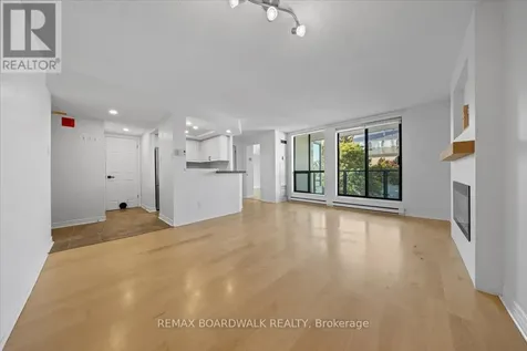 15 Murray Street Ottawa ON K1N 9M5