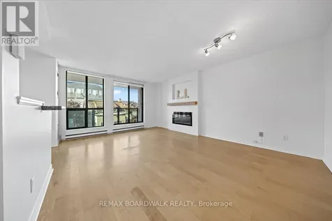 15 Murray Street Ottawa ON K1N 9M5