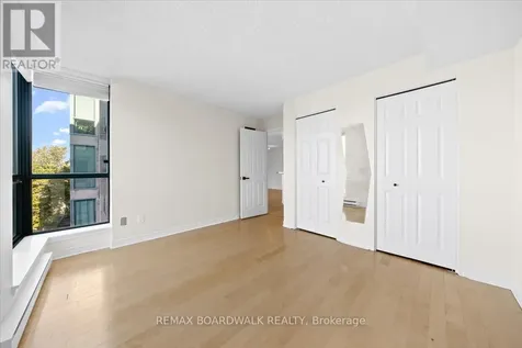 15 Murray Street Ottawa ON K1N 9M5