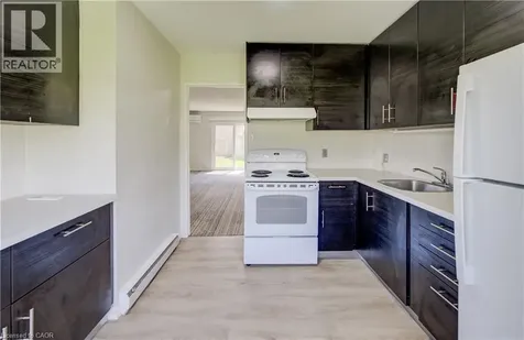 160 Jansen Avenue Kitchener ON N2A 2L7
