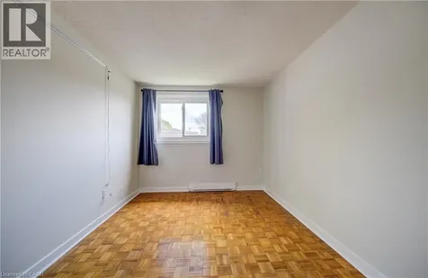 160 Jansen Avenue Kitchener ON N2A 2L7