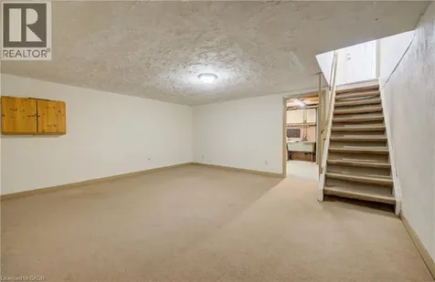 160 Jansen Avenue Kitchener ON N2A 2L7