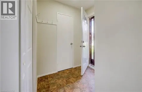160 Jansen Avenue Kitchener ON N2A 2L7