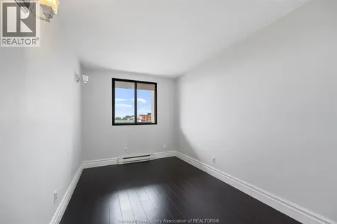 150 Park Windsor ON N9A 7A2