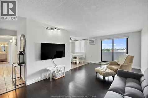 150 Park Windsor ON N9A 7A2