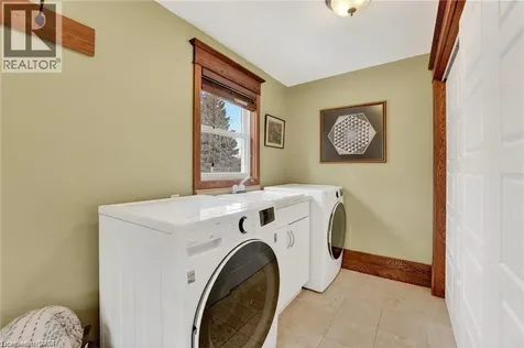 3952 Victoria Avenue Vineland ON L0R 2C0