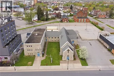 5485 Victoria Avenue Niagara Falls ON L2G 3L3