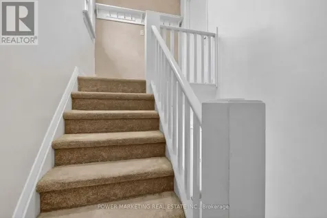 391 Greenwood Avenue Ottawa ON K2A 0X4
