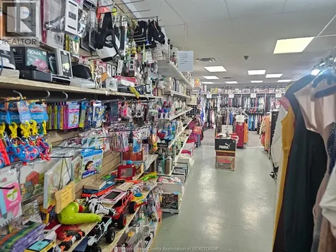 1395 Tecumseh Road East Windsor ON N8W 2B9