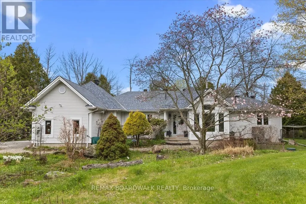 212 Sheldon Road Rideau Lakes ON K0G 1V0