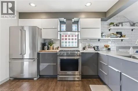 10 Rockhaven Lane Waterdown ON L8B 0H7