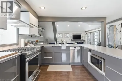 10 Rockhaven Lane Waterdown ON L8B 0H7