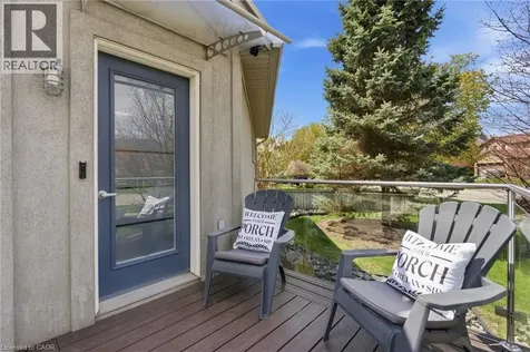 10 Rockhaven Lane Waterdown ON L8B 0H7