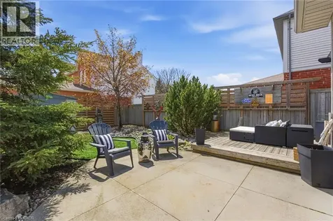 10 Rockhaven Lane Waterdown ON L8B 0H7