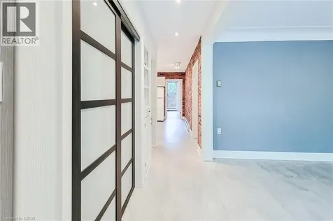 156 Park Row South Hamilton ON L8K 2J8