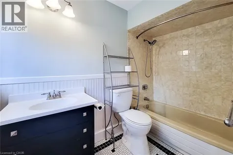 156 Park Row South Hamilton ON L8K 2J8