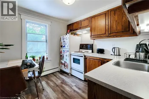 156 Park Row South Hamilton ON L8K 2J8