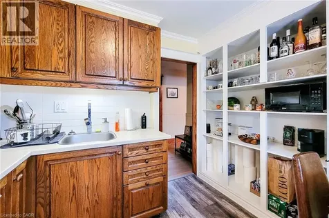156 Park Row South Hamilton ON L8K 2J8