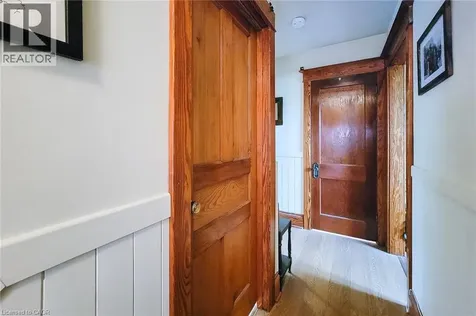 156 Park Row South Hamilton ON L8K 2J8