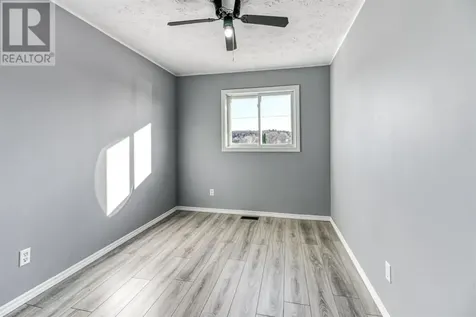 25 Beaumier Crescent Elliot Lake ON P5A 2Y9