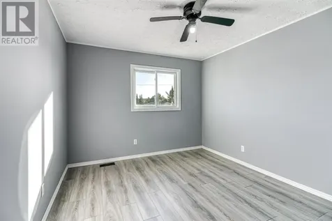 25 Beaumier Crescent Elliot Lake ON P5A 2Y9