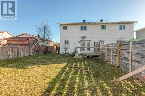 25 Beaumier Crescent Elliot Lake ON P5A 2Y9