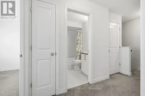 359 Axis Way Ottawa ON K1W 0L7