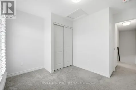 359 Axis Way Ottawa ON K1W 0L7
