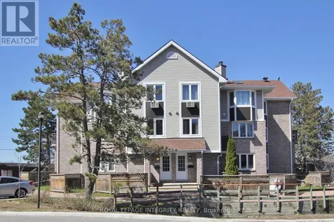 3 Stonebank Crescent Ottawa ON K2H 9M2