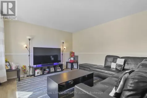 3 Stonebank Crescent Ottawa ON K2H 9M2