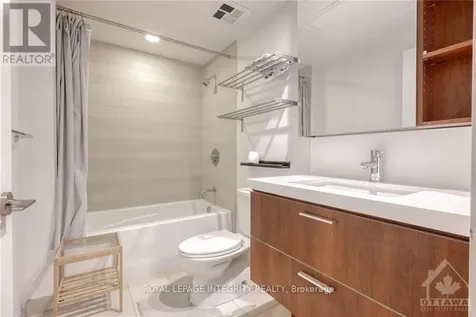 340 Mcleod Street Ottawa ON K2P 1A4