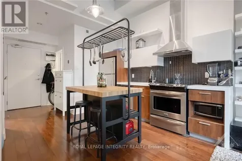 340 Mcleod Street Ottawa ON K2P 1A4