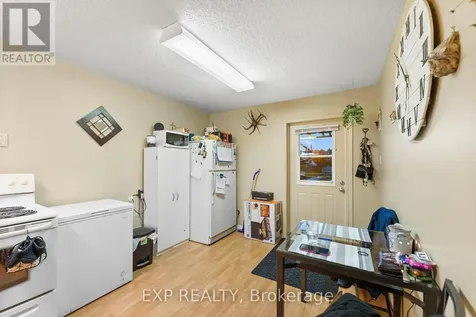 12 Dunn Street Madawaska Valley ON K0J 1B0