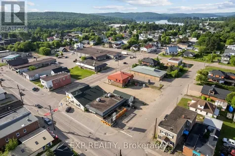 12 Dunn Street Madawaska Valley ON K0J 1B0