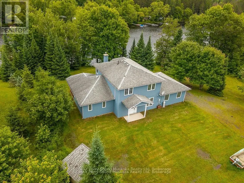 25 Cole Point Trail Mckellar ON P2A 0B4