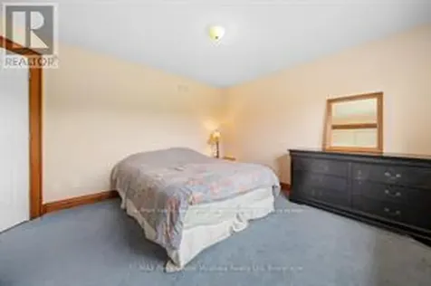 25 Cole Point Trail Mckellar ON P2A 0B4