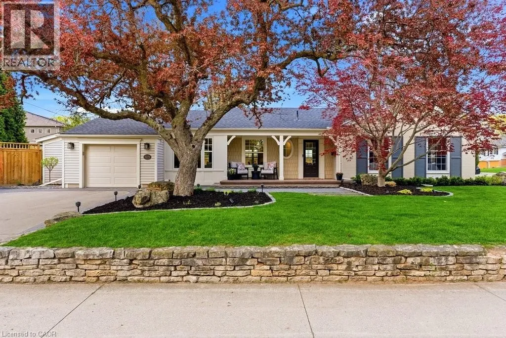 2079 Gary Crescent Burlington ON L7R 1T1