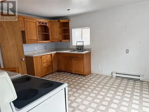 458 Melvin Avenue Sudbury ON P3C 4X4