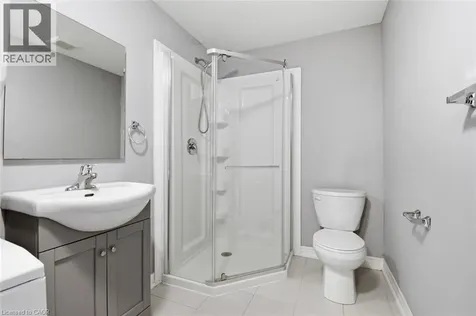 3 Hagar Street Thorold ON L2V 3J3
