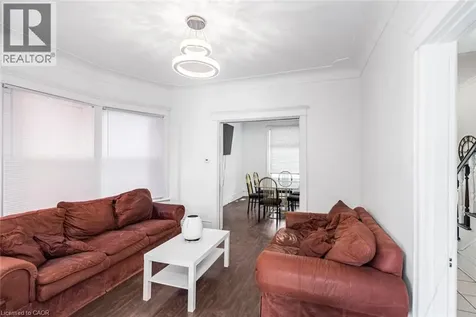 39 Arthur Avenue North Hamilton ON L8L 6C7