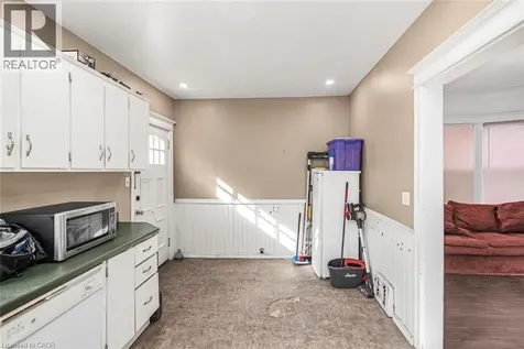 39 Arthur Avenue North Hamilton ON L8L 6C7
