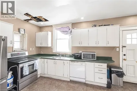 39 Arthur Avenue North Hamilton ON L8L 6C7