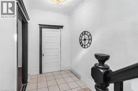 39 Arthur Avenue North Hamilton ON L8L 6C7