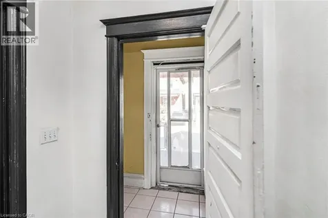 39 Arthur Avenue North Hamilton ON L8L 6C7